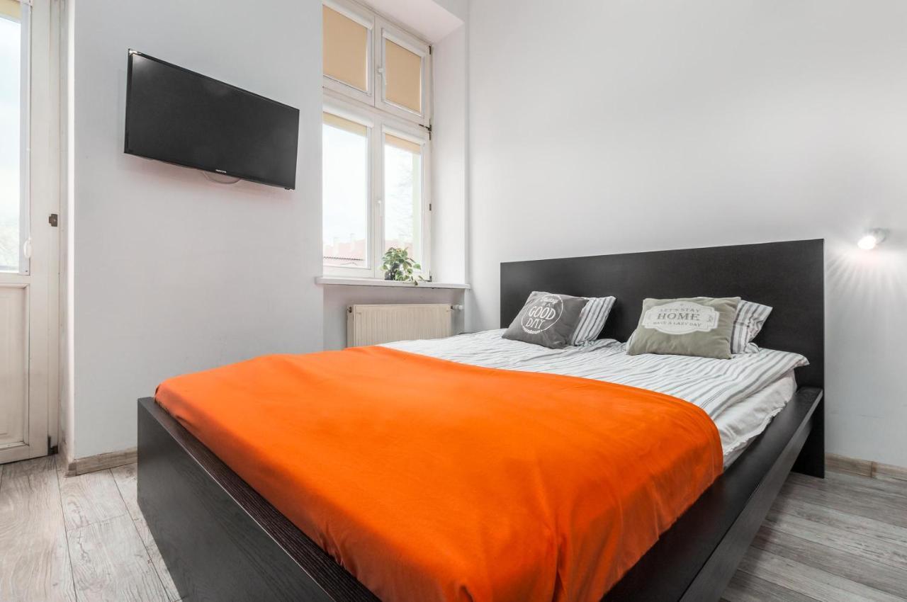 Puffa Hostel Lux วอร์ซอ ภายนอก รูปภาพ