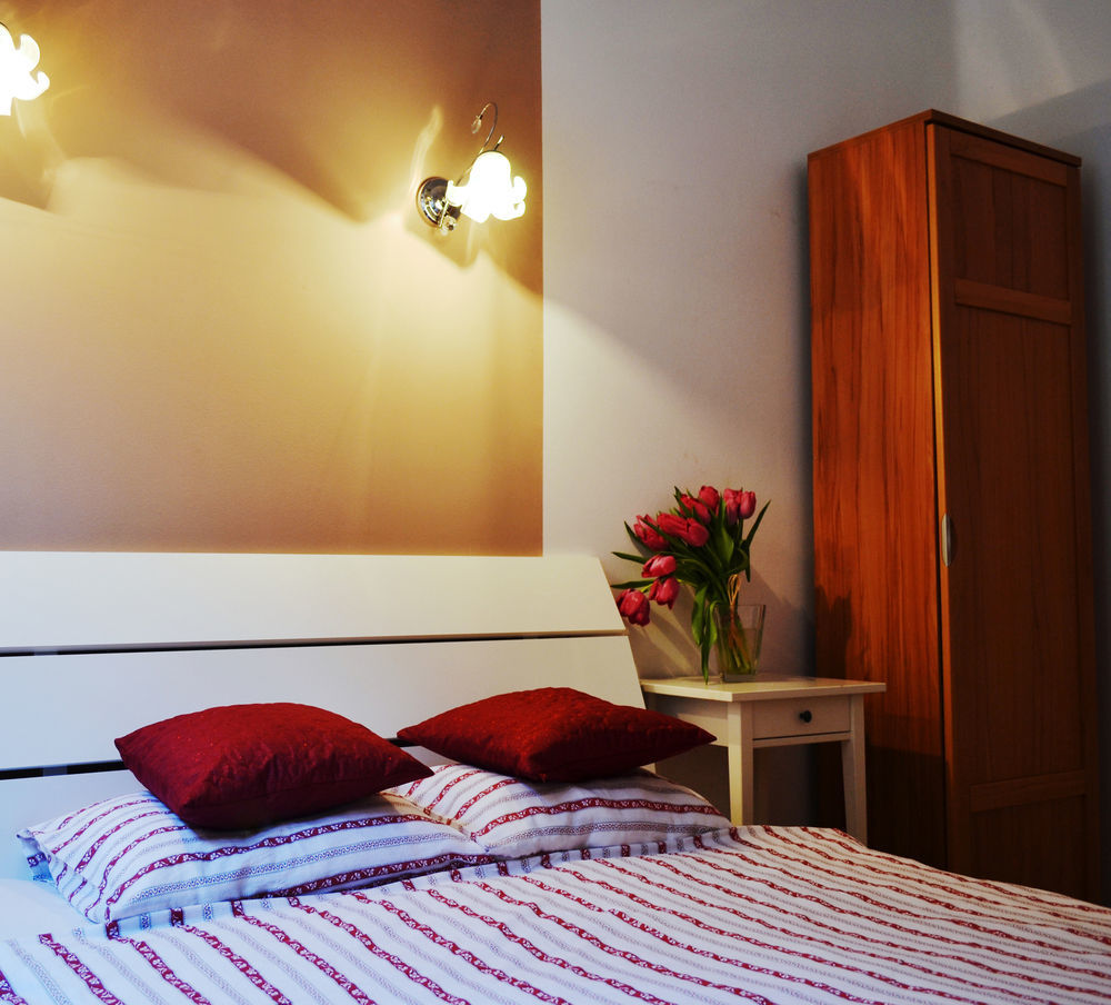 Puffa Hostel Lux วอร์ซอ ภายนอก รูปภาพ