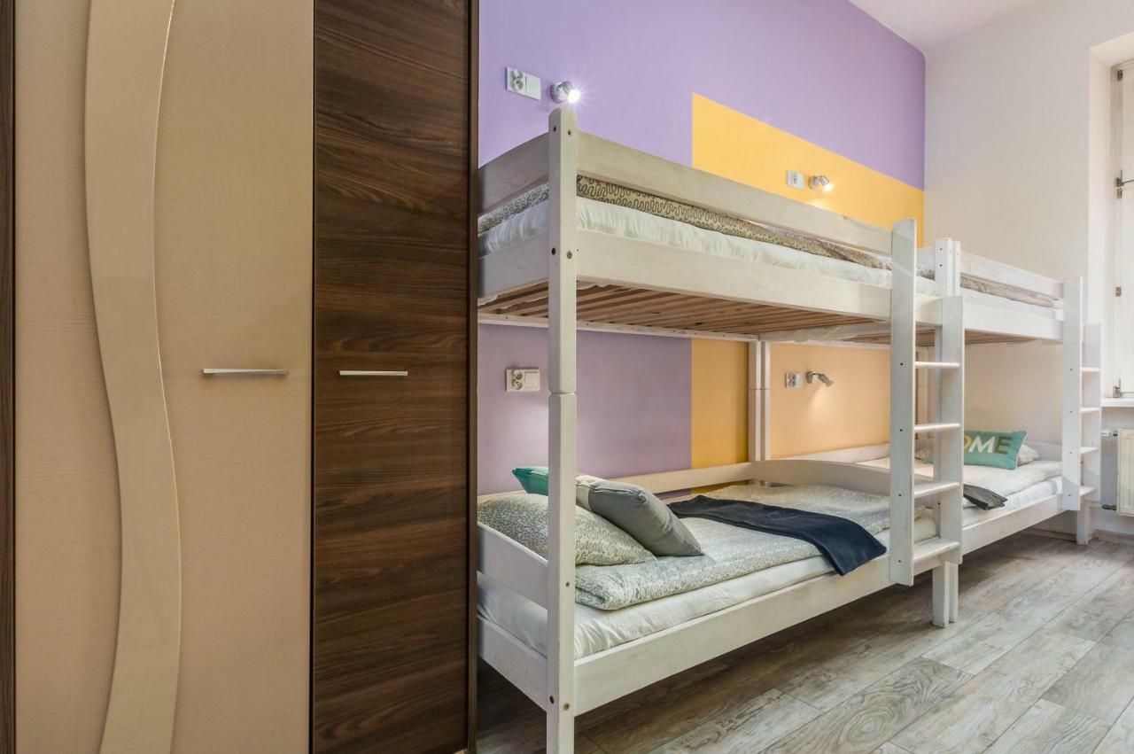 Puffa Hostel Lux วอร์ซอ ห้อง รูปภาพ